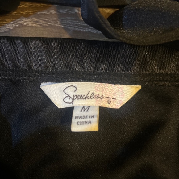 Beautiful holiday dress by Speechless. - Picture 2 of 2